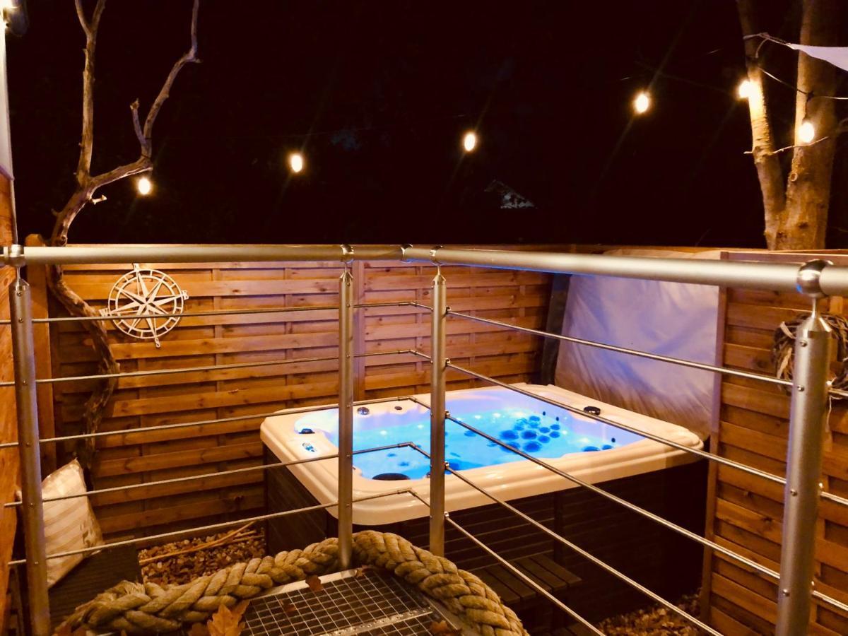 Zirkuswagen Mit Outdoor Whirlpool Und Garten Petershagen-Eggersdorf Luaran gambar